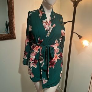 NWT Boohoo wrap top/cover up